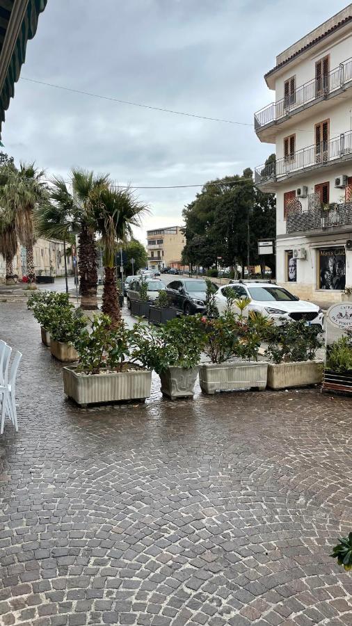 Вілла Casa Vacanze Antico Cortile Delle Palme Villagrazia Di Carini Екстер'єр фото